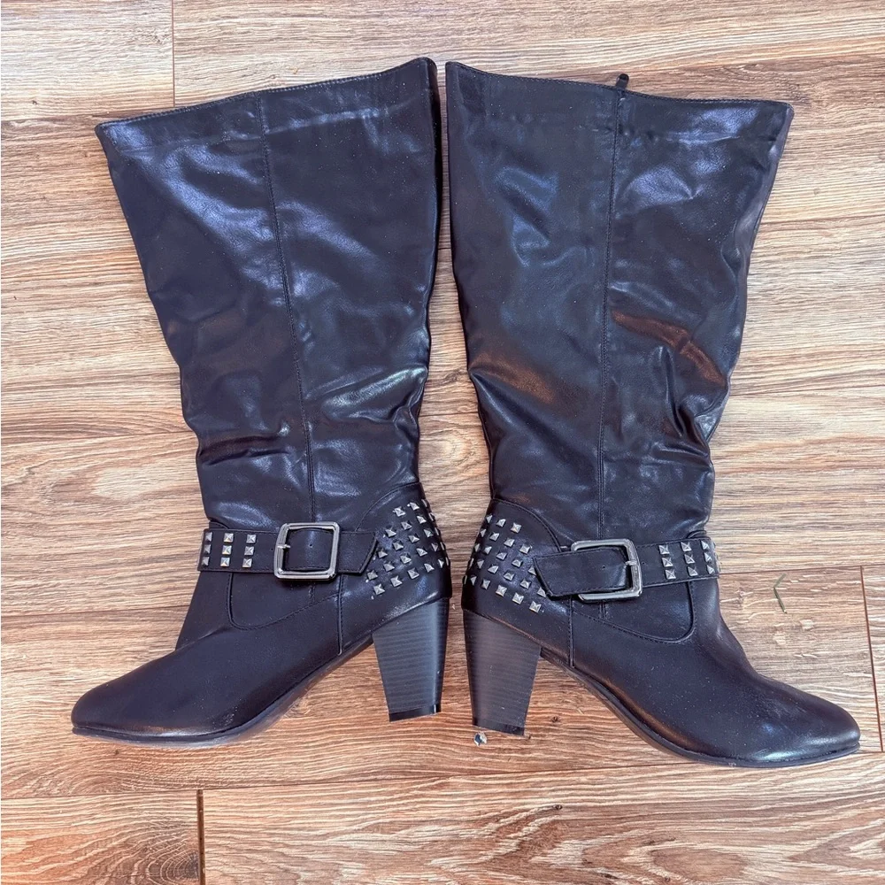Torrid Size 10 Wide Calf Black Boots - Picture 2 of 6